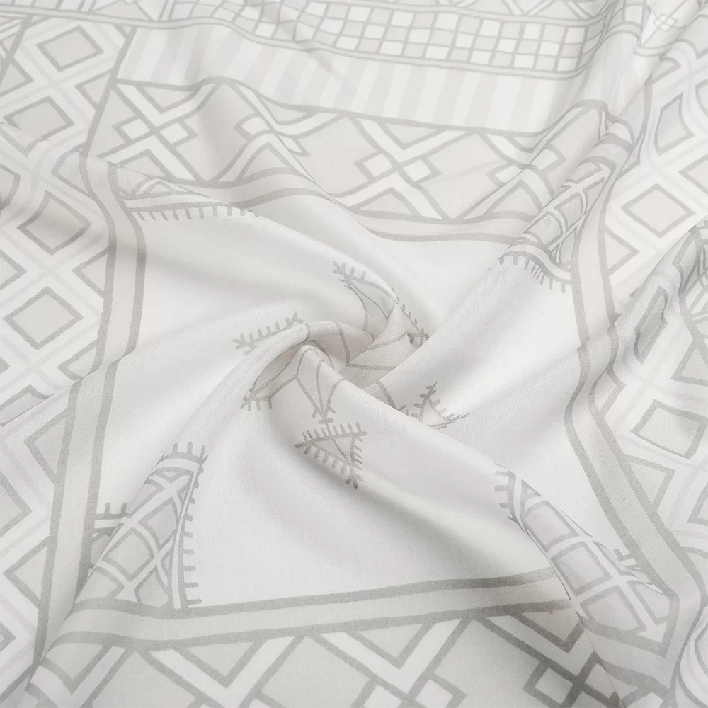 #color_Off White