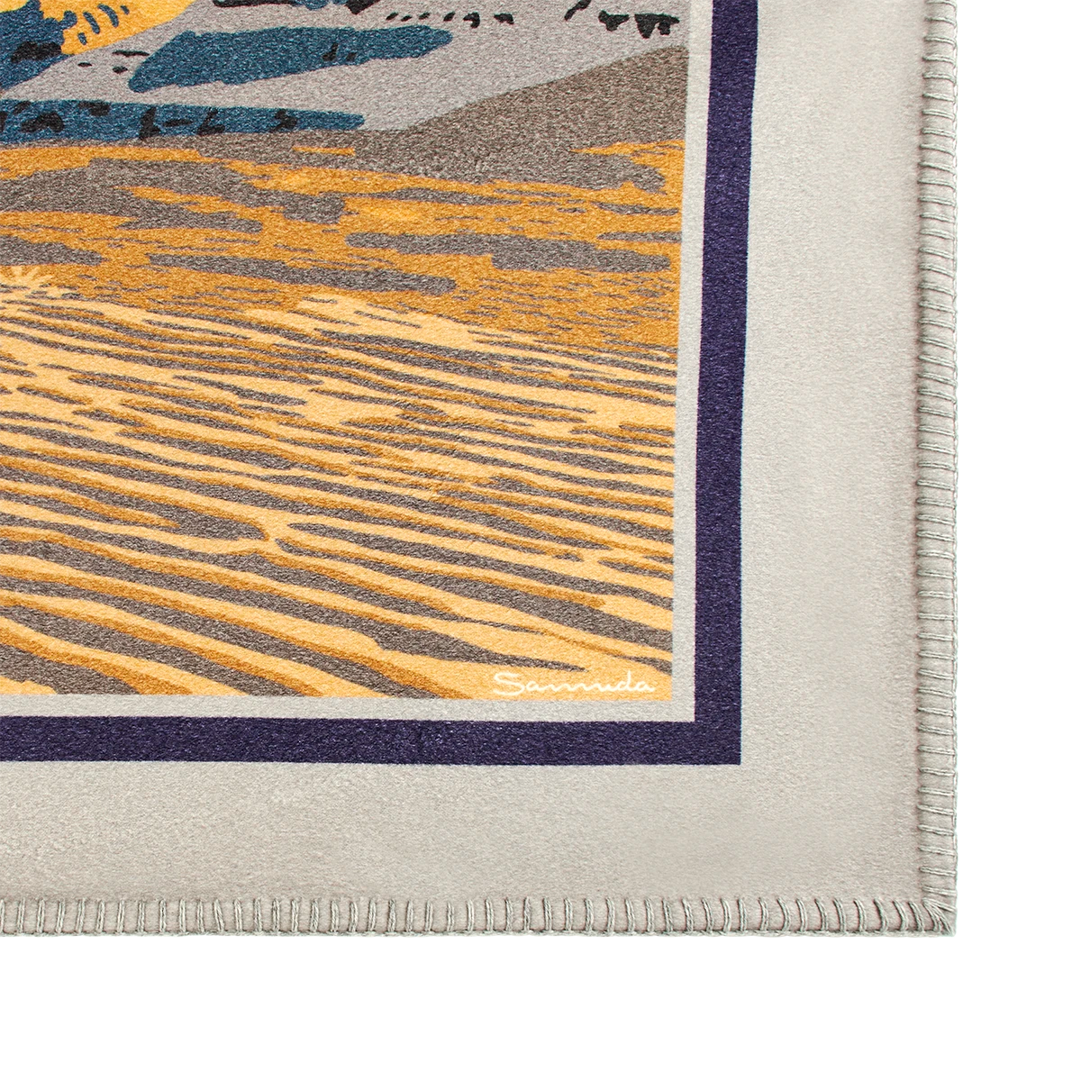 Al Ula Throw in Pure White Cashmere