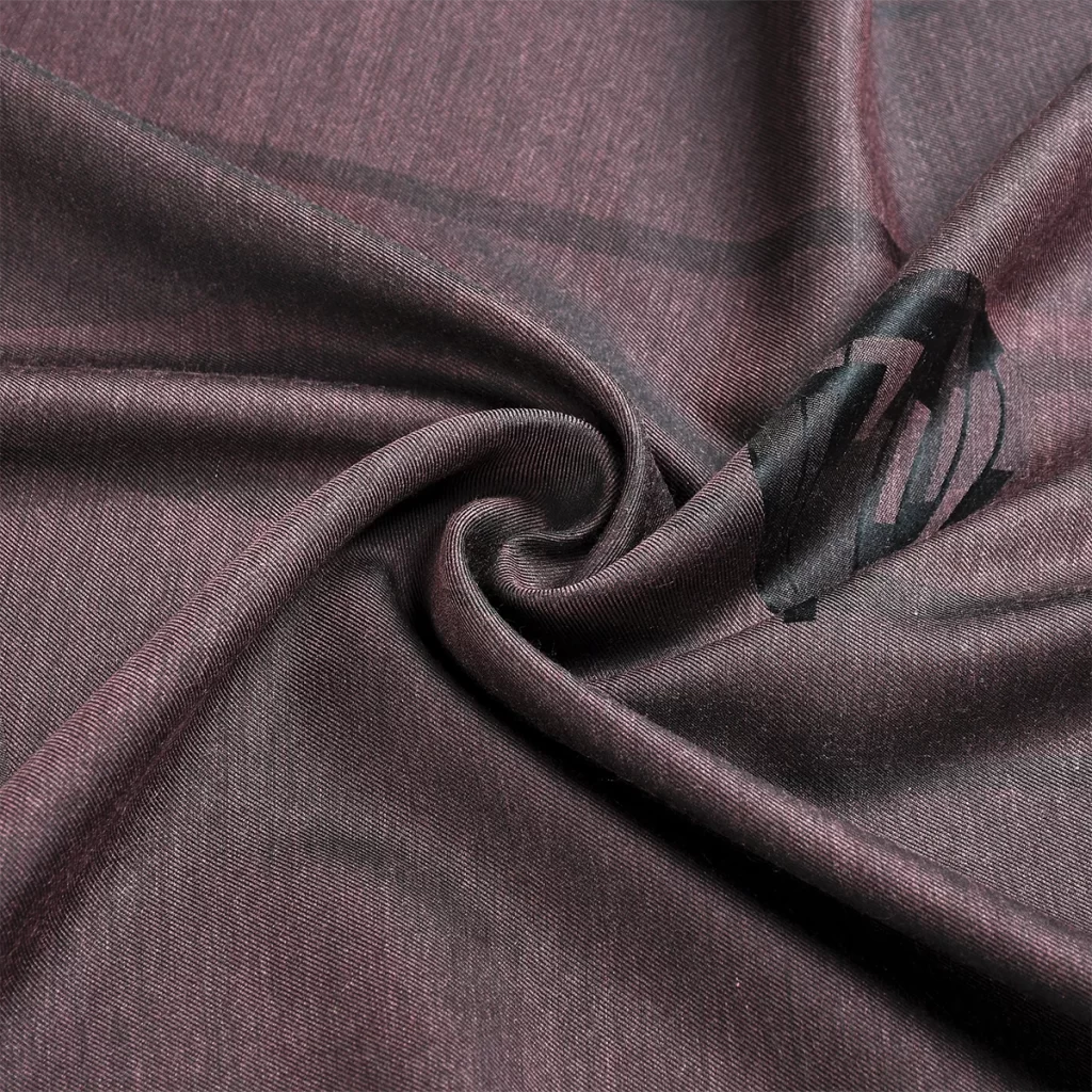 #color_Bordeaux Red